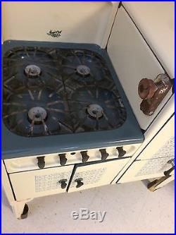 1970-magic-chef-gas-stove