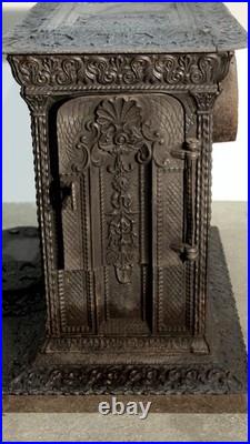 1890s Antique Victorian Cast Iron Coal Stove