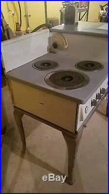 1920s General Electric Hot Point Automatic Porcelain Stove