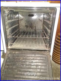 1930's Magic Chef Gas Stove Works well, been in Mom's house since was bought