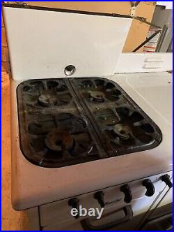 1930s Magic Chef gas stove/oven