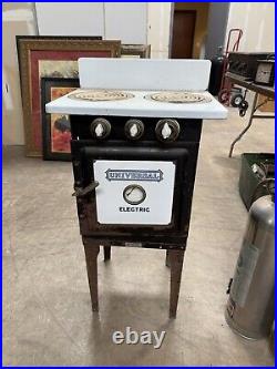 1930s Universal Electric Oven And Hot Plates