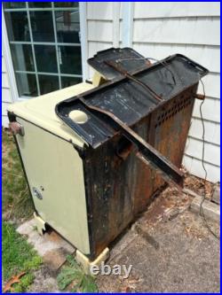 1940's Vintage MAGIC CHEF American Stove Company Enameled Stove Oven