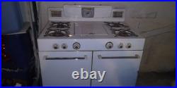 1940s-1950s Estate Vintage Range Oven and Broiler Gas Oven