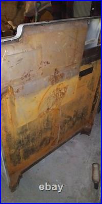 1940s-1950s Estate Vintage Range Oven and Broiler Gas Oven