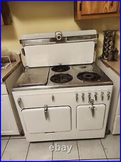 1950's Vintage Wedgewood 4 burner gas stove