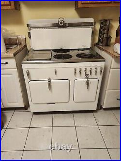 1950's Vintage Wedgewood 4 burner gas stove