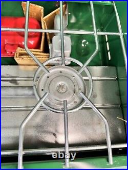 1970's Coleman #413G 2 Burner Gas Camping Cook Stove Made USA