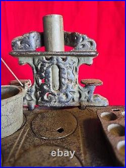 American MINIATURE CAST-IRON STOVE Crescent Salesmans Sample, Vintage Toy