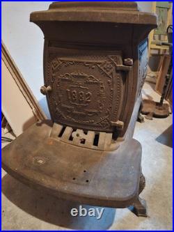 Antique 1890s Peninsular Stove Co. Log Cabin Cast Iron Parlor Stove Detroit