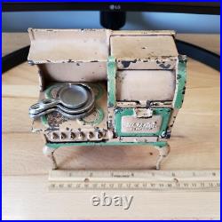 Antique Arcade Cast Iron Hotpoint Electric Stove with 3 Cast Iron Skillets