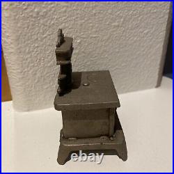 Antique Cast Iron Miniature Doll House Baby Toy Stove