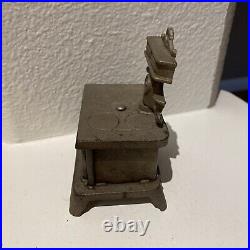 Antique Cast Iron Miniature Doll House Baby Toy Stove