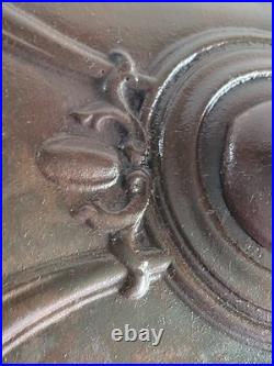 Antique Cast Iron Parlor Stove Top With Finial