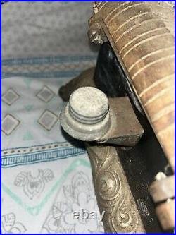 Antique Cast Iron Victorian Stove Rare Art Laurel Number 10 Wooden Wheels