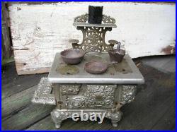 Antique EAGLE Lancaster Brand Cast Iron Salesman Sample Stove Child Toy