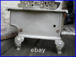 Antique EAGLE Lancaster Brand Cast Iron Salesman Sample Stove Child Toy