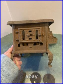 Antique EAGLE Lancaster Brand Cast Iron Salesman Sample Stove Child Toy