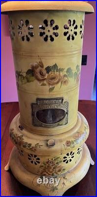 Antique Early 1900s TROPICAL Smokeless Oil Heater Rare Floral Design. 24hx 15w