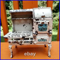 Antique Hubley Cast Iron Eagle Gas Range Kitchen Stove Gas Range Toy 1926 Antique Hubley Cast Iron Eagle Gas Range Kitchen Stove Gas Range Toy 1926