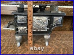 Antique Midget Cast Iron Toy Stove Salesman Sample Range Cooks Accessories Lot