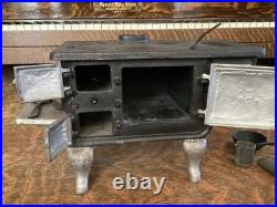 Antique Midget Cast Iron Toy Stove Salesman Sample Range Cooks Accessories Lot