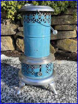 Antique Robin Egg Blue Enamel 260C Perfection Oil Kero Parlor Cabin Heater Stove