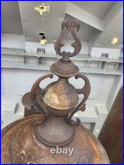 Antique Round Oak Wood Burning Stove Herald No. 14 Taunton, Ma 1919