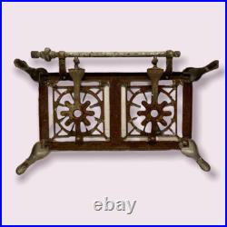 Antique Scarce Huenefeld Cincinnati Ohio CAST IRON 2 Burner Camp STOVE Gas USA