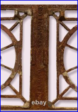 Antique Scarce Huenefeld Cincinnati Ohio CAST IRON 2 Burner Camp STOVE Gas USA