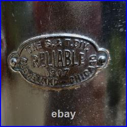 Antique The S. & T. DIV Cast Iron Kerosine Space Heater Cook Stove 1907