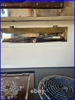 Circa 1910 Standard Electric Stove In Excellent Cosmetic Condition. Very Rare