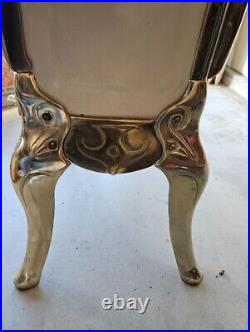 Circa 1910 Standard Electric Stove In Excellent Cosmetic Condition. Very Rare