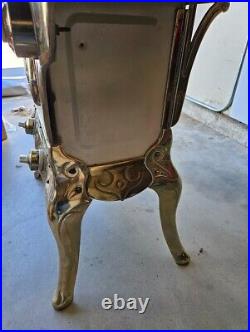 Circa 1910 Standard Electric Stove In Excellent Cosmetic Condition. Very Rare