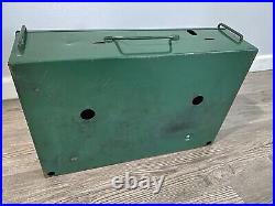 Coleman 425 B 425B Camping Stove Camp Stove 2 Burner Liquid Fuel Hiking Free Shp