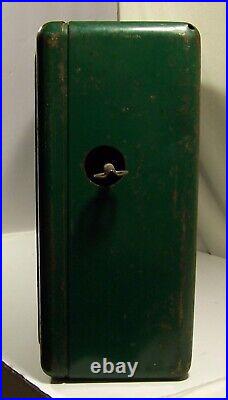 Coleman 426B Three 3 Burner Camp Stove Outdoor Cooking Gold Tank 1950s 60s Works