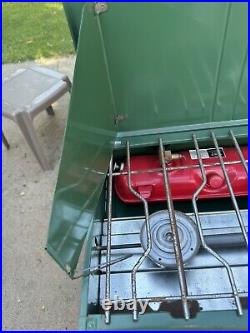 Coleman 426E Three 3 Burner Camp Stove 6/82 With Instructions -Rusty- Possibly New Coleman 426E Three 3 Burner Camp Stove 6/82 With Instructions -Rusty- Possibly New