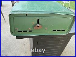 Coleman 426E Three 3 Burner Camp Stove 6/82 With Instructions -Rusty- Possibly New Coleman 426E Three 3 Burner Camp Stove 6/82 With Instructions -Rusty- Possibly New
