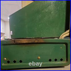 Coleman Two Burner Green Camp Stove 413G499 withBox Vintage 1979