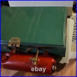 Coleman Two Burner Green Camp Stove 413G499 withBox Vintage 1979