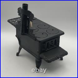 Crescent Cast Iron Vintage Stove Salesmen's Sample Or Doll Size Toy Set Replica