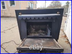 Earth Stove Fireplace Insert/ Hearth Stove- works great! Pick up in KC MO