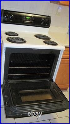 Electrolux Electric Range 4 Burners With Oven, Working