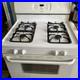 Gas_Tappan_White_Stove_Measures_30x25x35_With_4_Burners_2_oven_racks_clock_01_ohjf