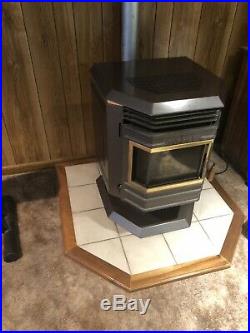 Gently used Whitfield Pellet stove fireplace Excellent Condition