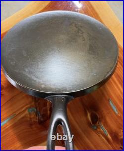HTF Unmarked Volrath # 10 Cast Iron Round Griddle Restored