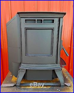 Harman Absolute 43 Pellet Stove, DEMO/Refurbished, Excellent Condition, SALE