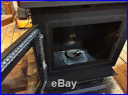 Heatilator EcoChoice PS35 Pellet Stove, In-Store DEMO, Excellent Condition