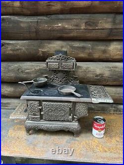 LANCASTER BRAND EAGLE CAST IRON Stove Salesman Sample Stove22 Large HUBLEY TOY
