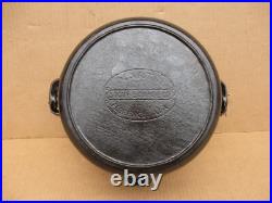 Martin Stove & Range Co Florence, AL Cast Iron Dutch Oven #8 Hamburger Logo